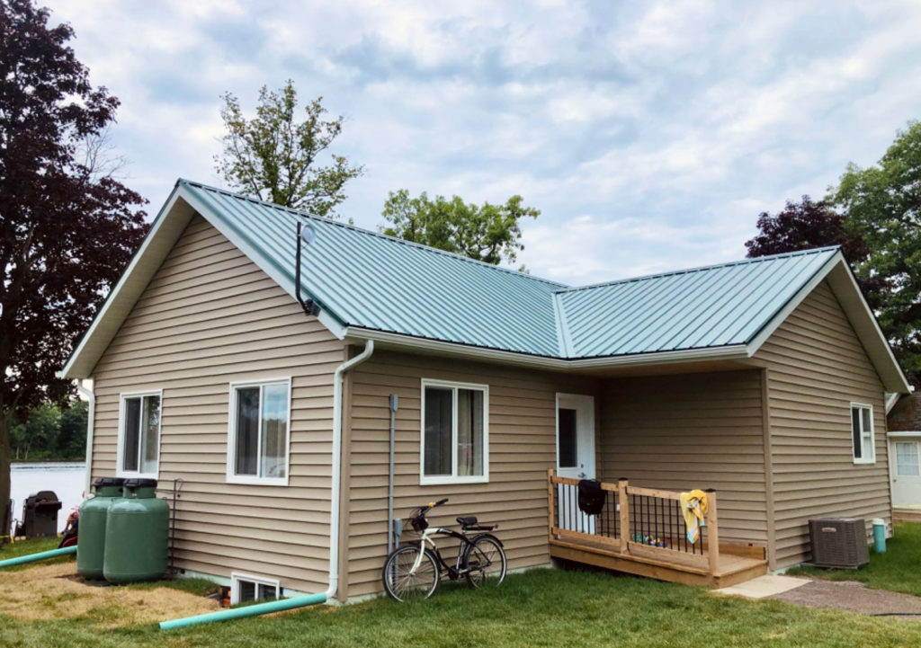 The fully renovated Elm Cottage on the shores of Pigeon Lake